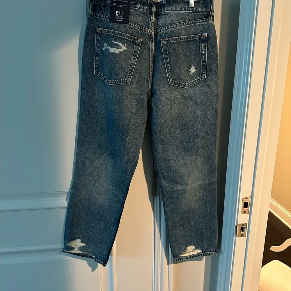 Gap | Distressed Cheeky Jeans - Picture 3 of 4